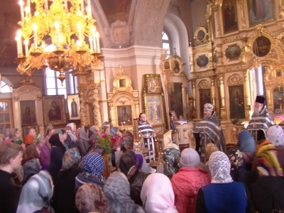 Духовенство и прихожане храмов Новозыбковского благочиния поздравляют протоиерея Владимир Похожай – Благочинного Новозыбковского церковного округа Клинцовской Епархии с 70-летним юбилеем