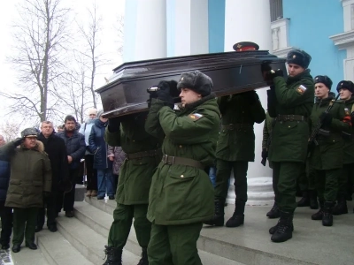 Упокой, Господи, душу раба Твоего новопреставленного Бориса ! Совершен чин отпевания уроженца города Новозыбкова Сулейманова Бориса, погибшего в результате крушения самолета ТУ-154 над Черном море