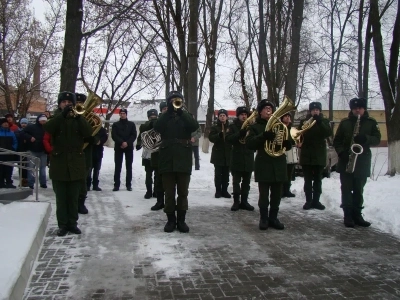 Упокой, Господи, душу раба Твоего новопреставленного Бориса ! Совершен чин отпевания уроженца города Новозыбкова Сулейманова Бориса, погибшего в результате крушения самолета ТУ-154 над Черном море