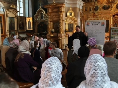 Заповеди Божьи, как основа государственного законодательства. Душеполезная беседа с воспитанниками Воскресных школ города Новозыбкова