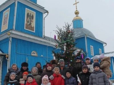 Маленькие прихожане храма в честь Рождества Пресвятой Бого-родицы города Новозыбкова начали подготовку к Рождеству Христову