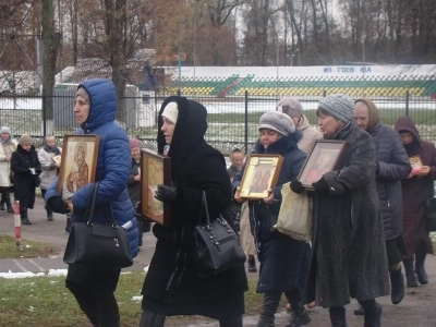 День народного единства в г. Новозыбкове ознаменован общим Крестным ходом прихожан всех православных храмов благочиния