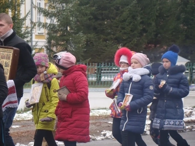 День народного единства в г. Новозыбкове ознаменован общим Крестным ходом прихожан всех православных храмов благочиния