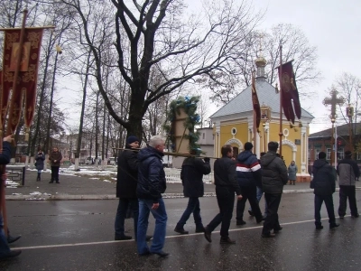 День народного единства в г. Новозыбкове ознаменован общим Крестным ходом прихожан всех православных храмов благочиния