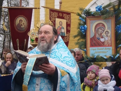 День народного единства в г. Новозыбкове ознаменован общим Крестным ходом прихожан всех православных храмов благочиния