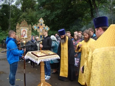 В 73-ю годовщину освобождения Новозыбкова от немецко-фашистских захватчиков духовенство и жители города молитвенно почтили память защитников своей малой Родины