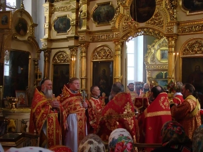 120-й Престольный праздник храма в честь чуда Архистратига Михаила в Хонех в городе Новозыбкове возглавил Правящий Архиерей