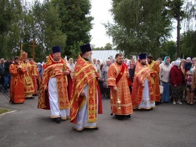 120-й Престольный праздник храма в честь чуда Архистратига Михаила в Хонех в городе Новозыбкове возглавил Правящий Архиерей