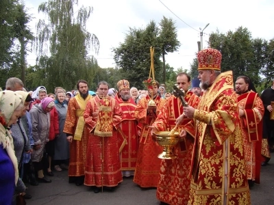 120-й Престольный праздник храма в честь чуда Архистратига Михаила в Хонех в городе Новозыбкове возглавил Правящий Архиерей