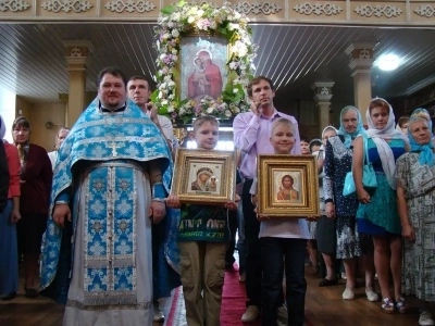 Архипастарский визит в Новозыбковское благочиние в день празднования «Почаевской» иконы Божией Матери