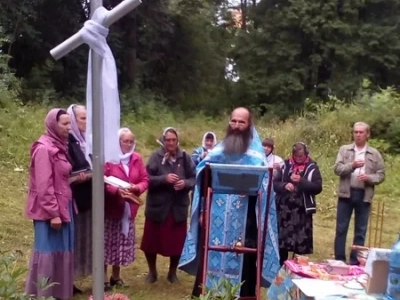 Пресвятая Богородице, помогай нам! – в отдаленных селах Новозыбковского благочиния - Каташин и Лысые – совершены молебные пения в день празднования иконе Божией Матери «Казанская»