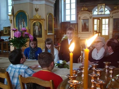 Выпускной экзамен в Воскресной школе при храме в честь чуда Архистратига Михаила в Хонех города Новозыбкова проведен в День защиты детей