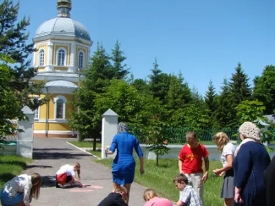 Выпускной экзамен в Воскресной школе при храме в честь чуда Архистратига Михаила в Хонех города Новозыбкова проведен в День защиты детей