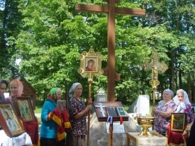 Молебное пение на начало доброго дела: в селе Замишево Новозыбковского района решено строить храм в честь Покрова Пресвятой Богородицы