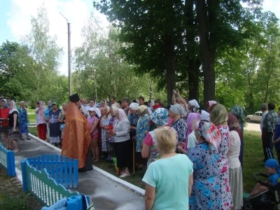 Молебное пение на начало доброго дела: в селе Замишево Новозыбковского района решено строить храм в честь Покрова Пресвятой Богородицы