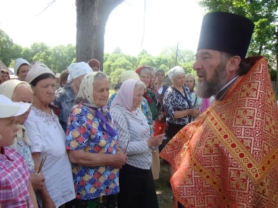 Молебное пение на начало доброго дела: в селе Замишево Новозыбковского района решено строить храм в честь Покрова Пресвятой Богородицы