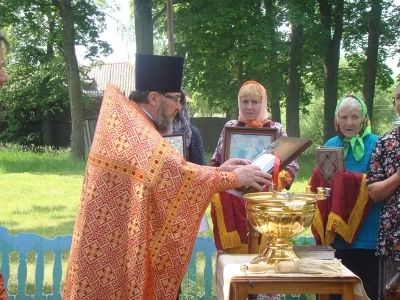 Молебное пение на начало доброго дела: в селе Замишево Новозыбковского района решено строить храм в честь Покрова Пресвятой Богородицы