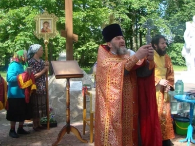 Молебное пение на начало доброго дела: в селе Замишево Новозыбковского района решено строить храм в честь Покрова Пресвятой Богородицы