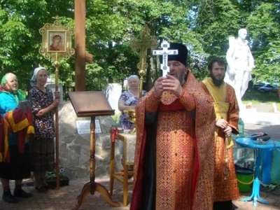 Молебное пение на начало доброго дела: в селе Замишево Новозыбковского района решено строить храм в честь Покрова Пресвятой Богородицы