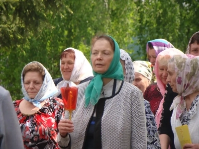 Святая блаженная старице Матроно, моли Бога о нас ! Жители города Новозыбкова молились у ковчега с частицей мощей блаженной старицы Матроны Московской