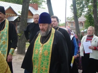 Святая блаженная старице Матроно, моли Бога о нас ! Жители города Новозыбкова молились у ковчега с частицей мощей блаженной старицы Матроны Московской