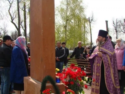 101-ая годовщина геноцида армян в Турецкой империи ознаменована заупокойной молитвой о невинноубиенных – В Чудо-Михайловском храме города Новозыбкова молились представители армянской диаспоры города