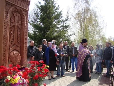 101-ая годовщина геноцида армян в Турецкой империи ознаменована заупокойной молитвой о невинноубиенных – В Чудо-Михайловском храме города Новозыбкова молились представители армянской диаспоры города