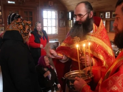 Пределы Новозыбковского благочиния посетили великие святыни общехристианского значения