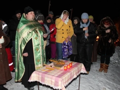 Днесь вод освящается естество: в день Святого Богоявления в Новозыбковском благочинии Правящий Архиерей совершил Божественную литургию и чин Великого освящения воды