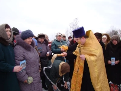 Днесь вод освящается естество: в день Святого Богоявления в Новозыбковском благочинии Правящий Архиерей совершил Божественную литургию и чин Великого освящения воды