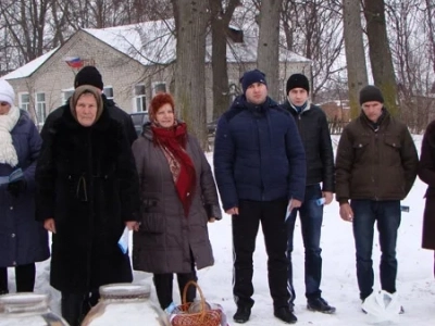 Днесь вод освящается естество: в день Святого Богоявления в Новозыбковском благочинии Правящий Архиерей совершил Божественную литургию и чин Великого освящения воды