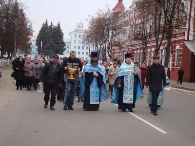 День народного единства в Новозыбкове ознаменован общим Крестным ходом прихожан всех православных храмов города