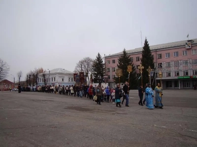 День народного единства в Новозыбкове ознаменован общим Крестным ходом прихожан всех православных храмов города