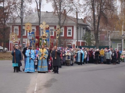 День народного единства в Новозыбкове ознаменован общим Крестным ходом прихожан всех православных храмов города