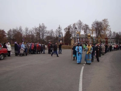 День народного единства в Новозыбкове ознаменован общим Крестным ходом прихожан всех православных храмов города