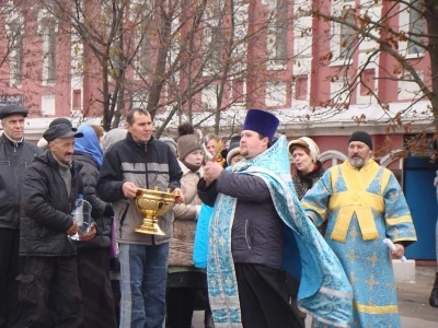 День народного единства в Новозыбкове ознаменован общим Крестным ходом прихожан всех православных храмов города