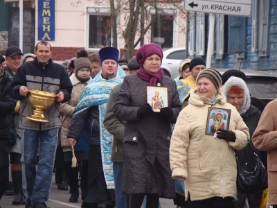 День народного единства в Новозыбкове ознаменован общим Крестным ходом прихожан всех православных храмов города