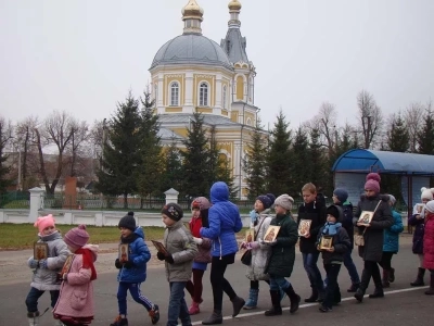 День народного единства в Новозыбкове ознаменован общим Крестным ходом прихожан всех православных храмов города