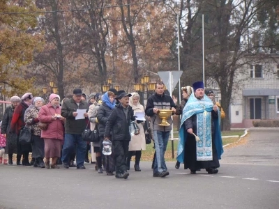 День народного единства в Новозыбкове ознаменован общим Крестным ходом прихожан всех православных храмов города