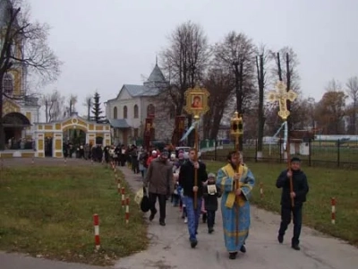 День народного единства в Новозыбкове ознаменован общим Крестным ходом прихожан всех православных храмов города