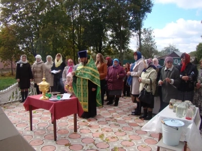 Преподобный отче наш Сергие, моли Бога о нас! Молебное пение ко игумену земли Русской совершено на месте утраченного храма в селе Внуковичи Новозыбковского благочиния