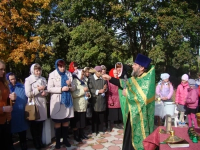 Преподобный отче наш Сергие, моли Бога о нас! Молебное пение ко игумену земли Русской совершено на месте утраченного храма в селе Внуковичи Новозыбковского благочиния