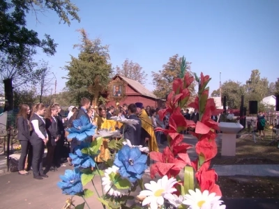 В торжествах по случаю дня города Новозыбкова принял участие священник