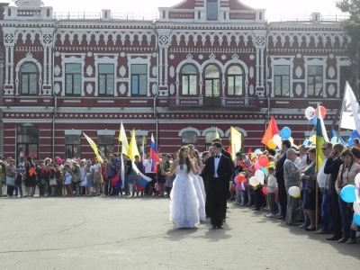 В торжествах по случаю дня города Новозыбкова принял участие священник