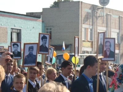 Епископ Клинцовский и Трубчевский Владимир освятил храм во имя Святой Троицы в пгт. Красная Гора