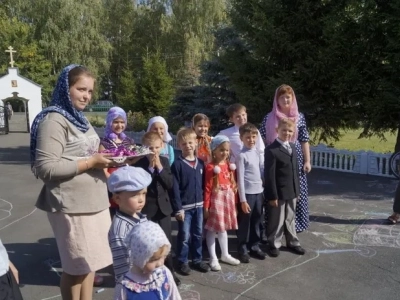 В день Престольного торжества соборного храма Новозыбковского благочиния, свой первый Архипастырский визит во град Новозыбков совершил Епископ Клинцовский и Трубчевский Владимир