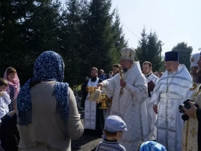 В день Престольного торжества соборного храма Новозыбковского благочиния, свой первый Архипастырский визит во град Новозыбков совершил Епископ Клинцовский и Трубчевский Владимир