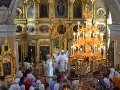 В день Престольного торжества соборного храма Новозыбковского благочиния, свой первый Архипастырский визит во град Новозыбков совершил Епископ Клинцовский и Трубчевский Владимир