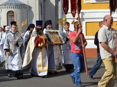 В день Престольного торжества соборного храма Новозыбковского благочиния, свой первый Архипастырский визит во град Новозыбков совершил Епископ Клинцовский и Трубчевский Владимир