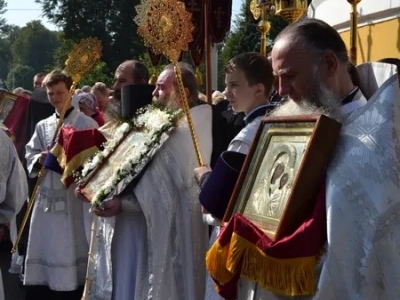 В день Престольного торжества соборного храма Новозыбковского благочиния, свой первый Архипастырский визит во град Новозыбков совершил Епископ Клинцовский и Трубчевский Владимир